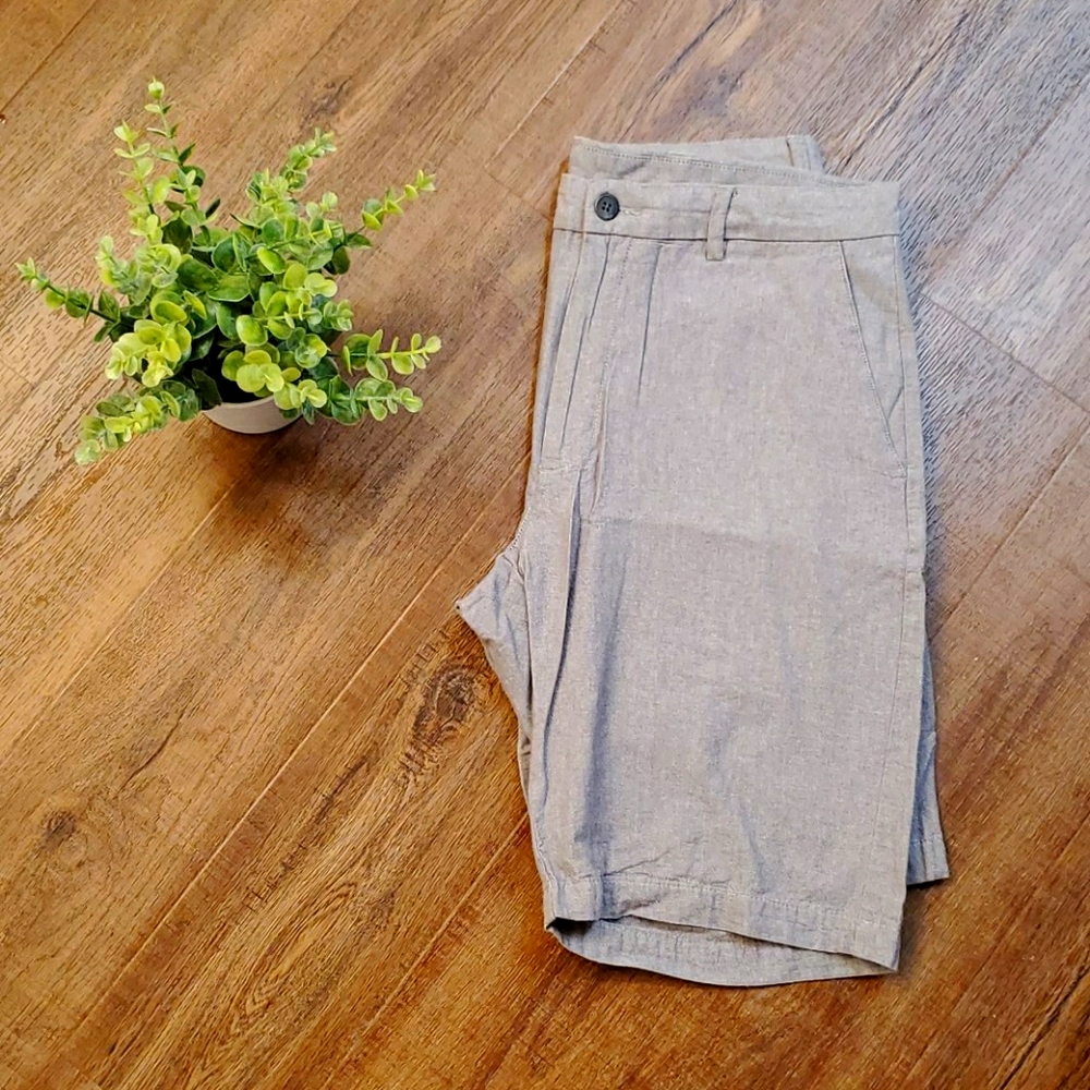 Men's Gray Shorts